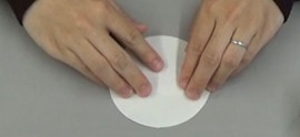 触図を触察する様子
